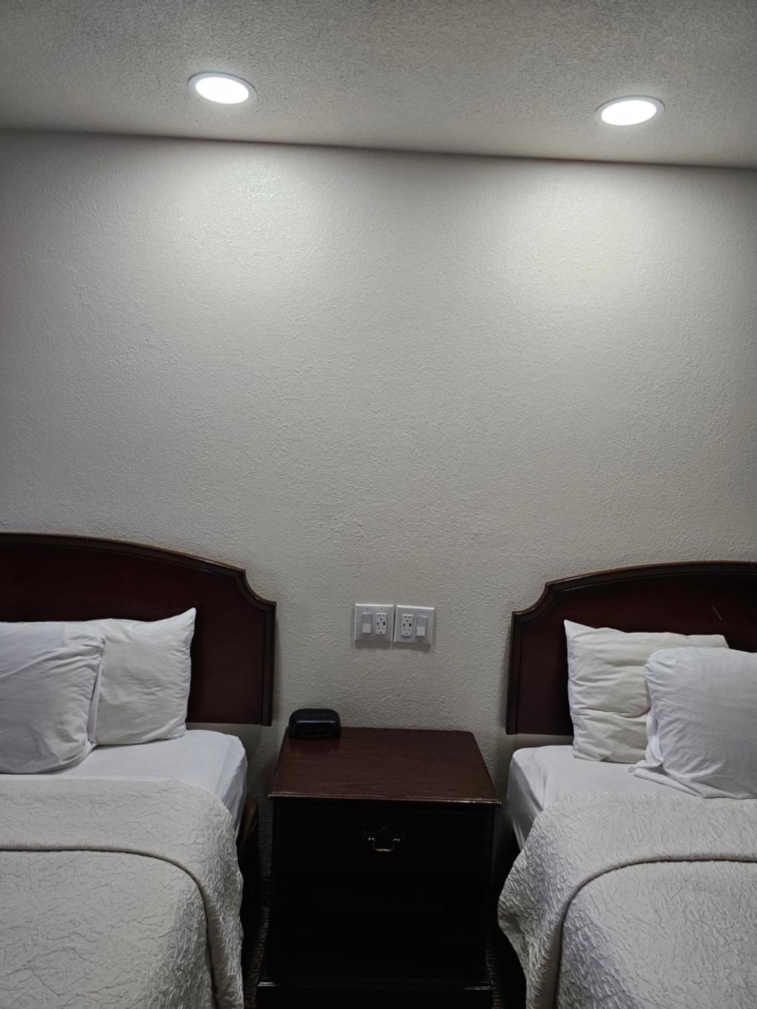 Rodeway Inn Тукумкері Екстер'єр фото